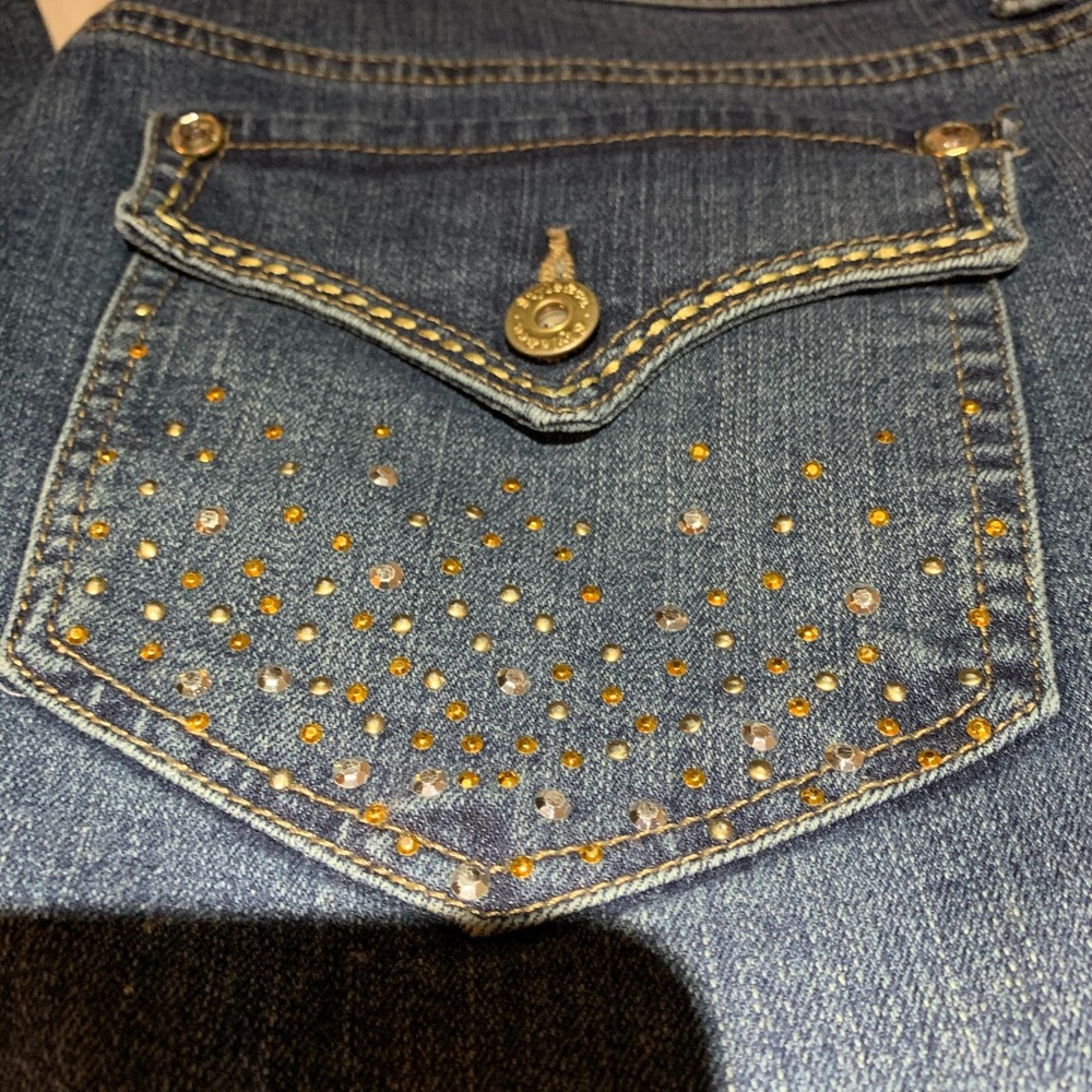 Jeans - Picture 2 of 6